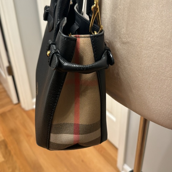 Burberry Black/Beige Leather and House Check Fabric Small Banner Tote - Picture 6 of 11
